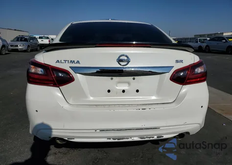 2017 Nissan Altima 2.5 из США, поврежденный, VIN 1N4AL3AP0HC286960
